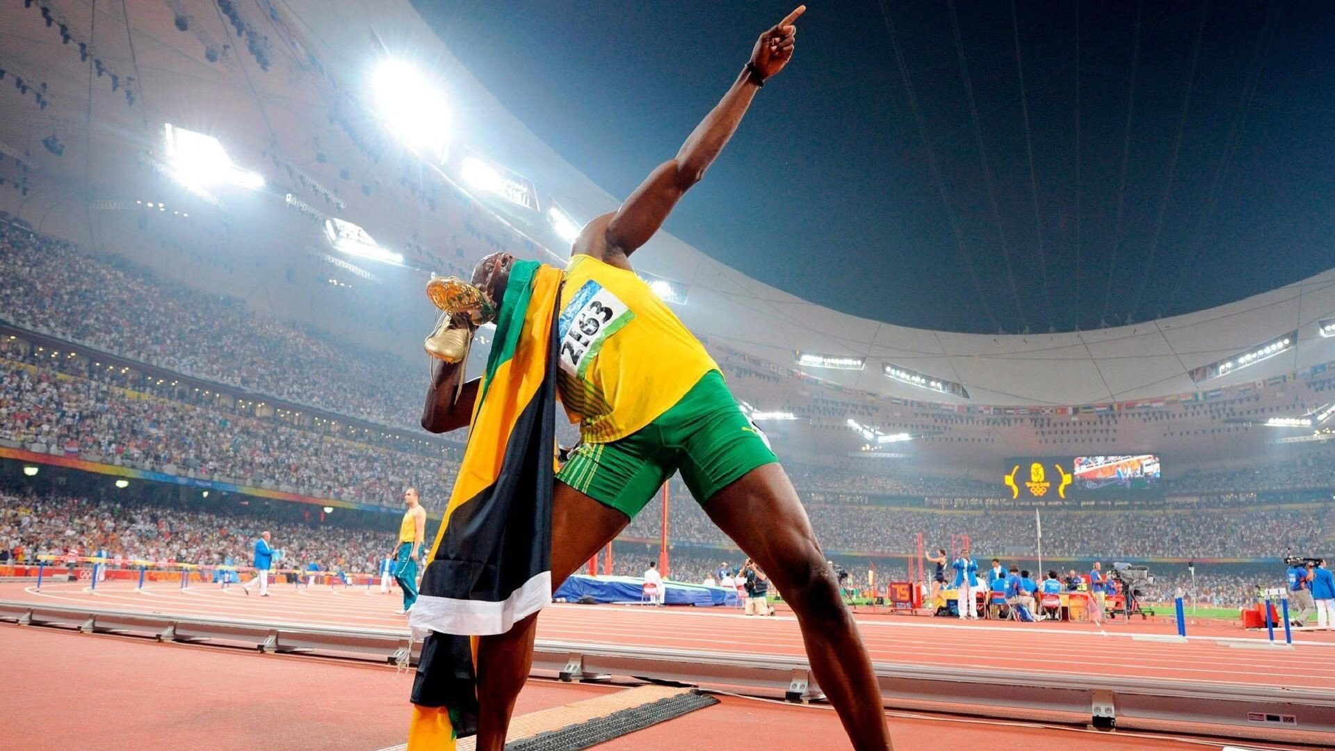 “沙滩排球：高新体育中心赛场让你领略速度与技巧的结合”